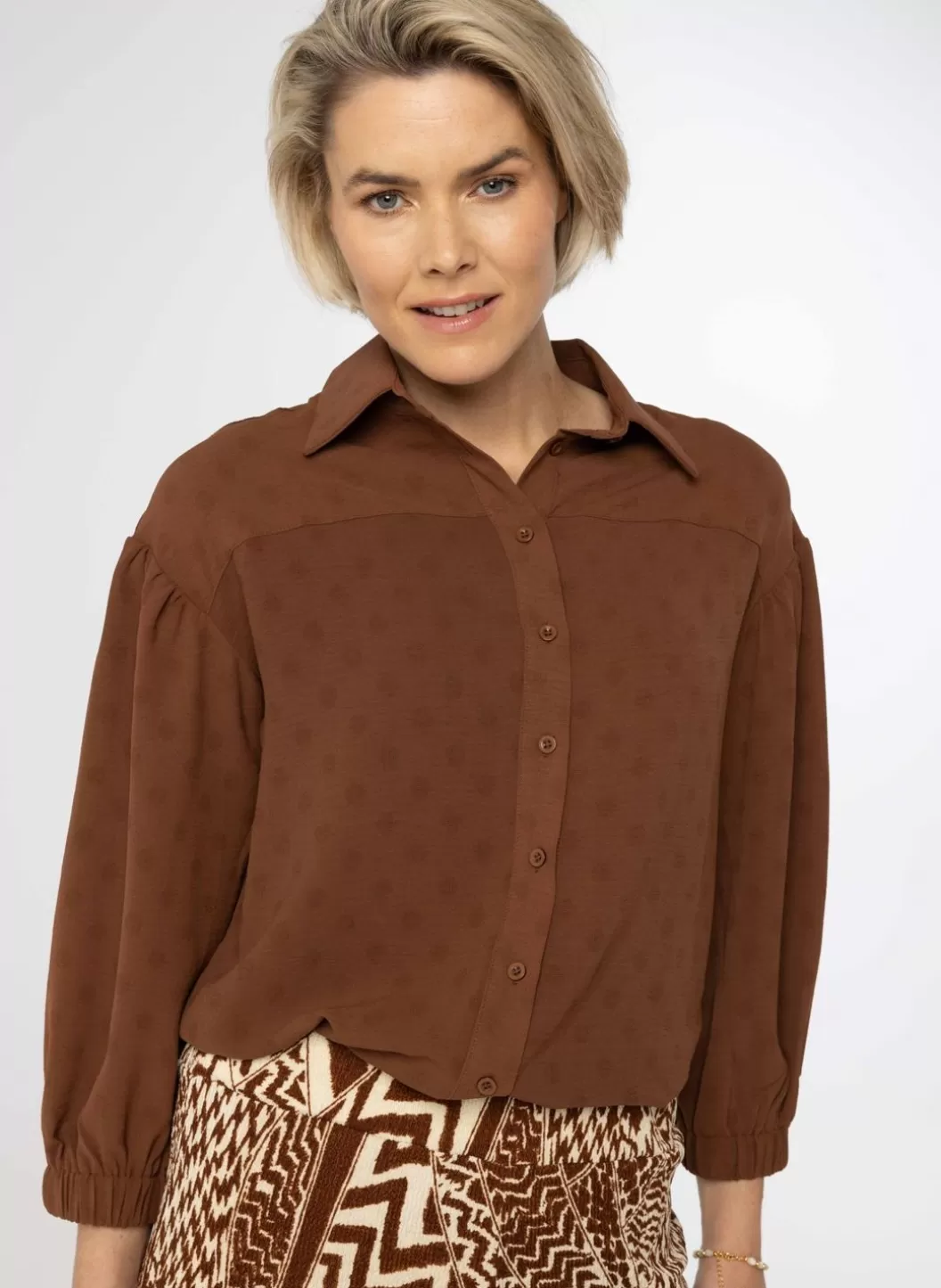 Blouses-Norah E Blouse Bruin