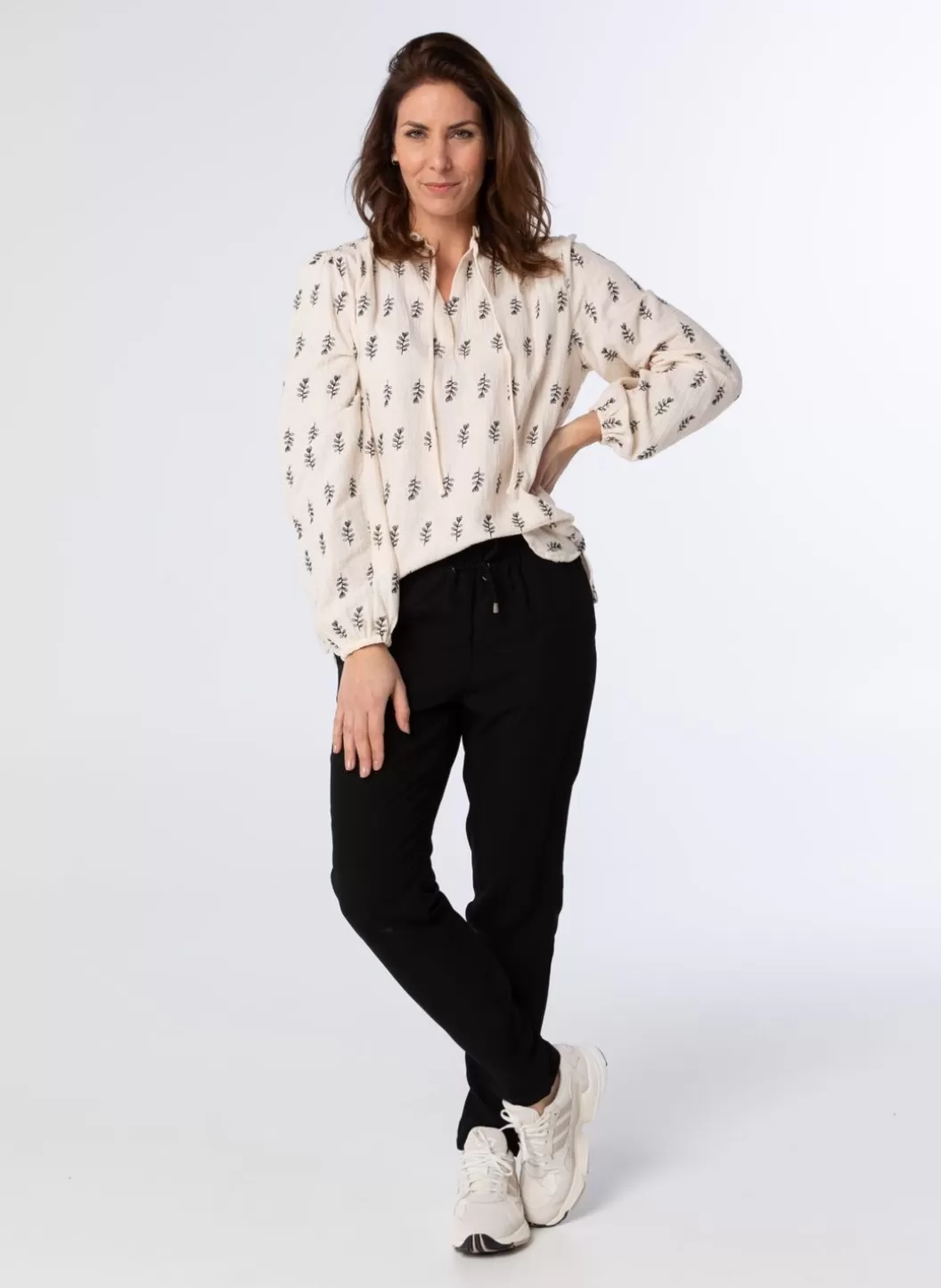 Broeken & Leggings-Norah E Loose Fit Broek Zwart