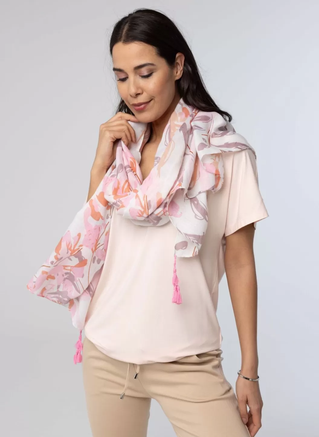 Accessoires-Norah Licht Sjaal Roze