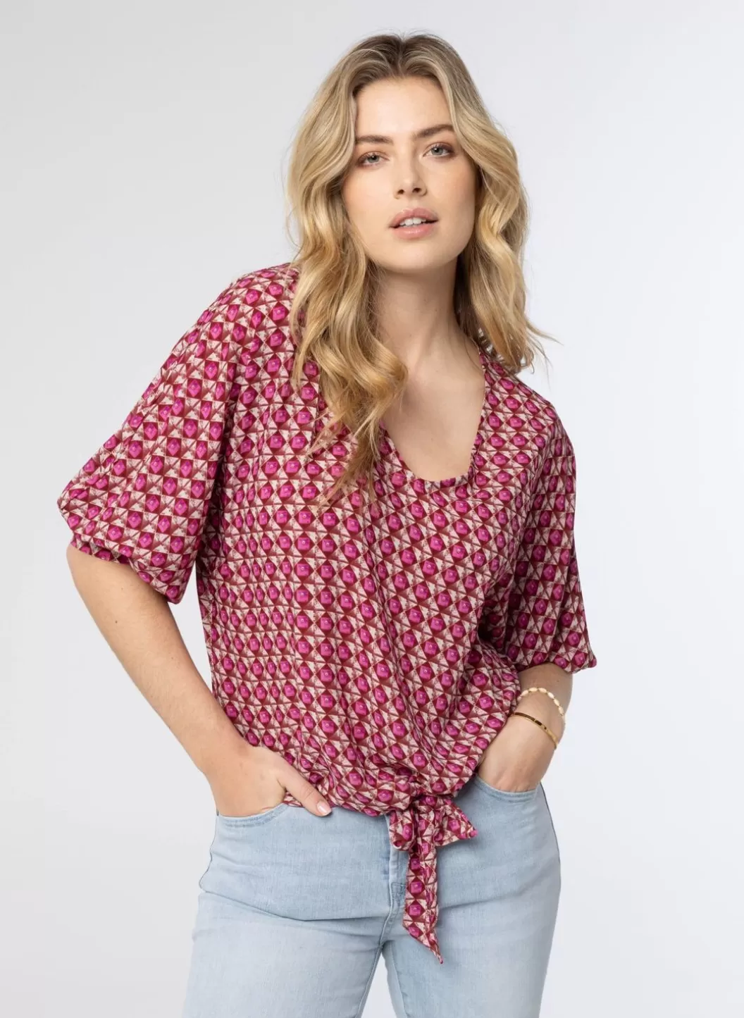 Blouses-Norah Meerkleurige Blouse Met Strik