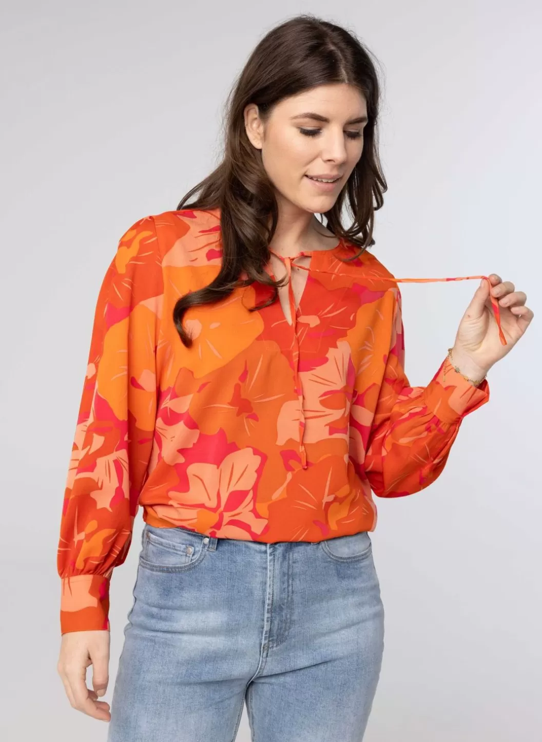 Blouses-Norah Oranje Blouse