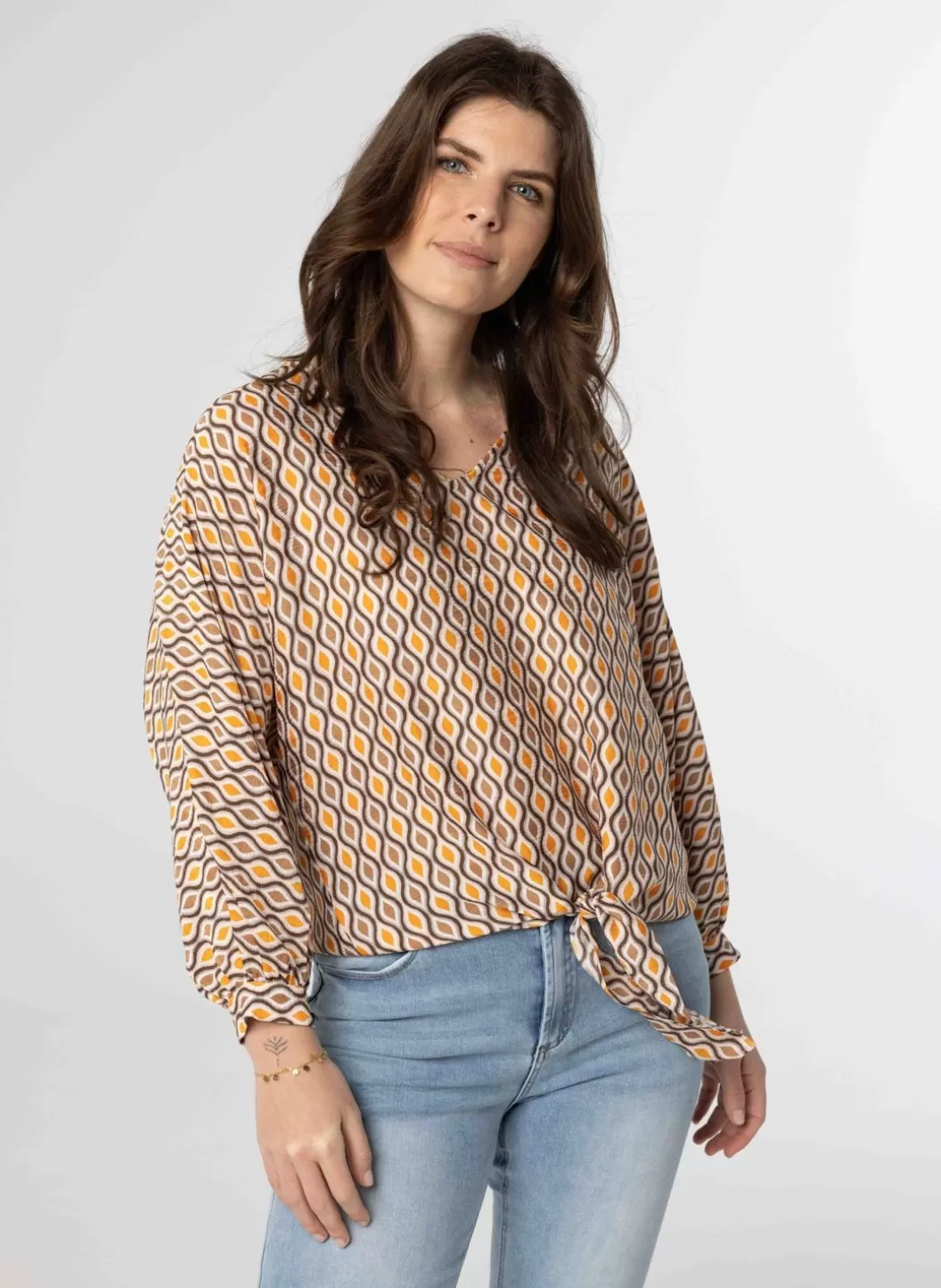 Blouses-Norah Shirt Met Strikdetail Bruin