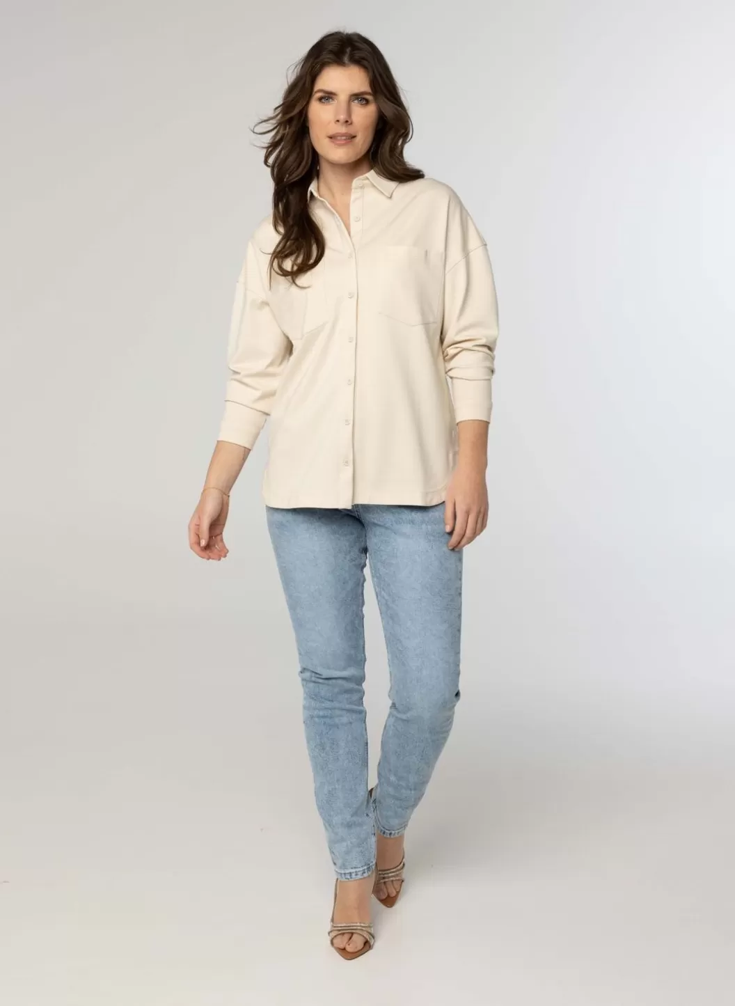 Blouses-Norah Zandkleurige Blouse Beige